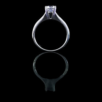 經典尖頂四爪鑽石戒指款式 - WILLS JEWELLERY
