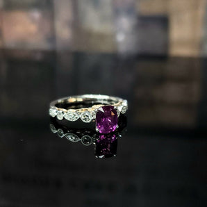 圖騰戒指．紫色藍寶石 - WILLS JEWELLERY