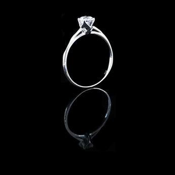 經典四爪大教堂式刀肶鑽石戒指款式 - WILLS JEWELLERY