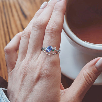 《幾何美學》坦桑石寶石戒指 - WILLS JEWELLERY