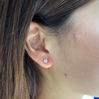 小巧花卉鑽石耳環 - WILLS JEWELLERY