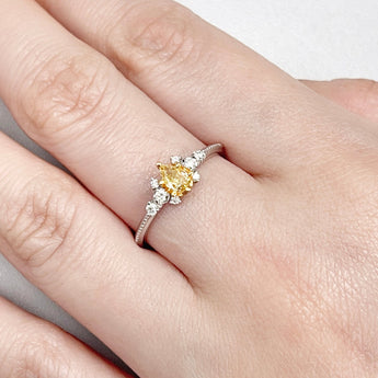 天然梨形黃鑽鑽石戒指 - WILLS JEWELLERY