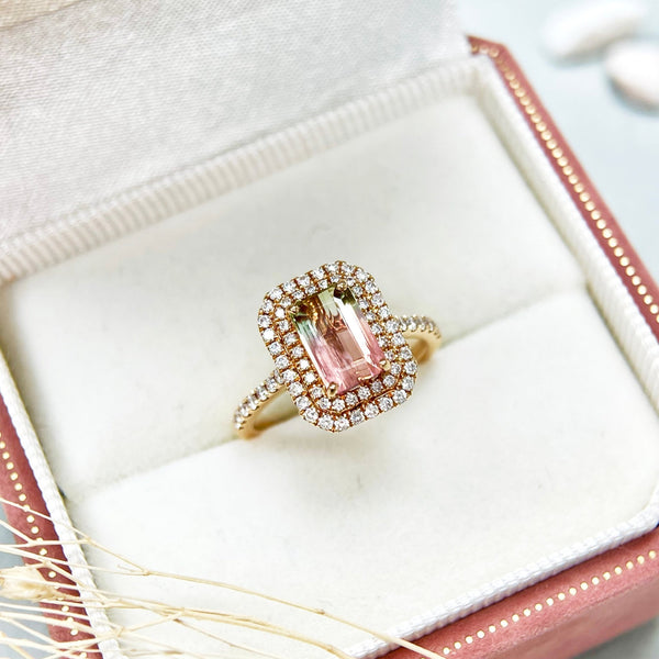 祖母綠切割紅綠雙色碧璽雙行圍鑽戒指 WILLS JEWELLERY