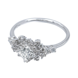 華麗四爪公主方鑽石圍石鑽石戒指 - WILLS JEWELLERY