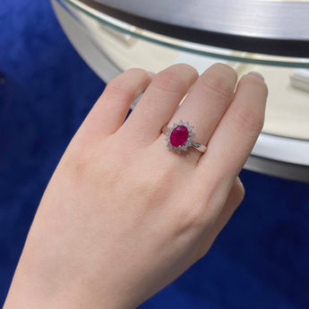 《天使 • 圍石》戴安娜橢圓紅寶石 - WILLS JEWELLERY