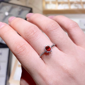 尖晶石圍鑽圓珠戒指 - WILLS JEWELLERY