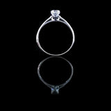 經典四爪大教堂式刀肶鑽石戒指款式 - WILLS JEWELLERY