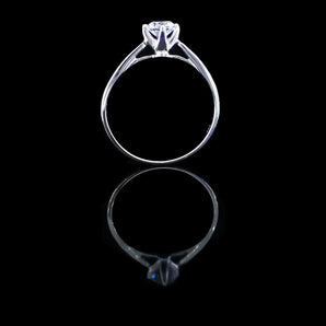 經典四爪大教堂式刀肶鑽石戒指款式 - WILLS JEWELLERY