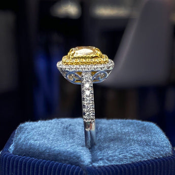 雷地恩形黃鑽雙圍石教堂式戒指 - WILLS JEWELLERY