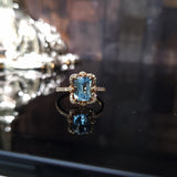 經典歐式枕形海藍寶圍石鑽石戒指 - WILLS JEWELLERY
