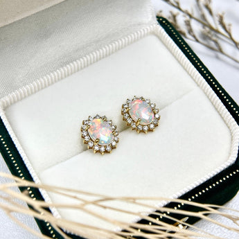 SPARK・弧面形蛋白石古典鑽石耳環 - WILLS JEWELLERY