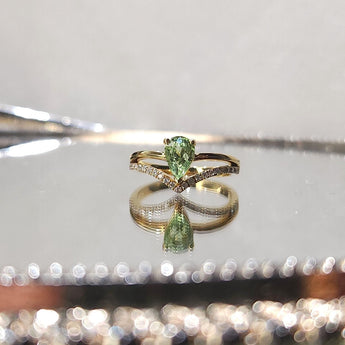 V形雙行戒指 · 嫩綠石榴石 - WILLS JEWELLERY